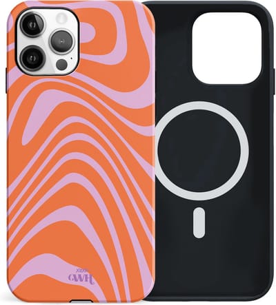 xoxo Wildhearts siliconen hoesje geschikt voor iPhone 12 Pro Max MagSafe hoesje - Boogie Wonderland Orange - Double Layer - Magnetisch telefoonhoesje - Magneet case - Backcover met dubbele beschermlaag - Golvenprint - Golvend patroon - Oranje