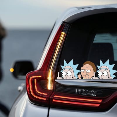 Anime Stickers Set van 4 - Waterdichte Vinyl Stickers voor Auto, Fiets, Laptop en Raam - Grappige Cartoon Stickers voor Creatieve Versiering