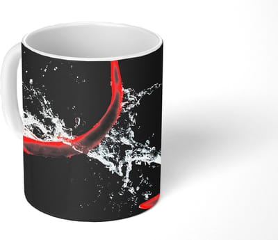 Mok - Koffiemok - Chilipeper - Stilleven - Water - Zwart - Rood - Mokken - 350 ML - Beker - Koffiemokken - Theemok