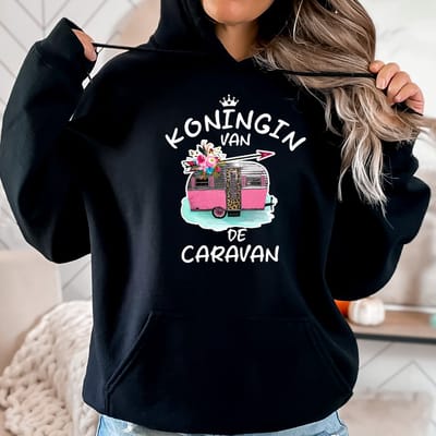 Heerlijke hoodie voor op de Camping- Maat S- kleur zwart- Koningin van de caravan- warme trui.