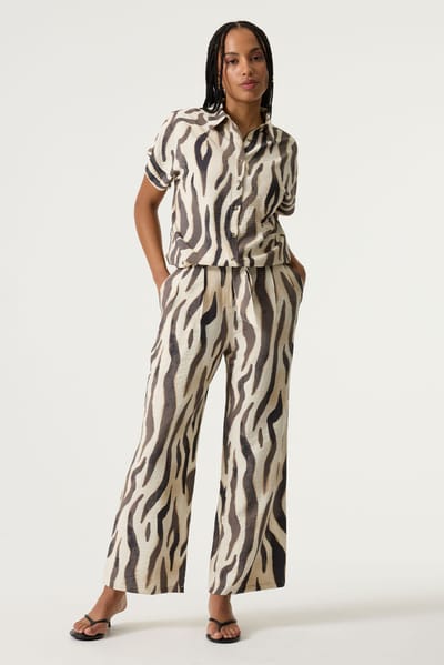 GARCIA Q260113 Dames Loose Fit Broek Wit
