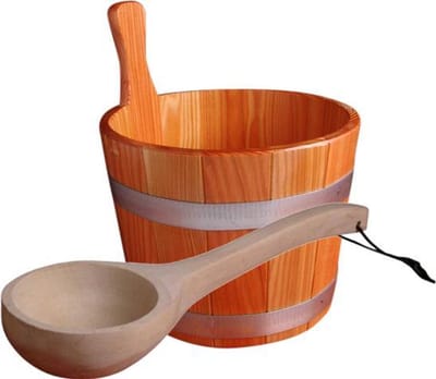 'SaunaPoolcare' Sauna Opgietemmer met lepel - Larikshout Verlakt (5L)