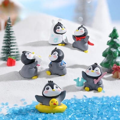 6 Stuks Schattige Cartoon Pinguïn Karakters Speelgoed Speelset Mini Cartoon Pinguïn Taart Topper Winter Pinguïn Beeldjes Taart Decoratie 6pcs gray