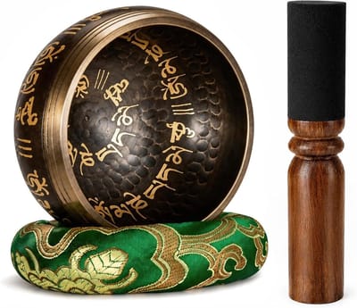 Klankschalenset van 8 cm diameter met houten klopper, ringkussen en opbergtas voor yoga, meditatie en ontspanning, handgesmede messing klankschalen uit Tibet voor diepe rust en harmonie