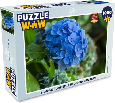 Puzzel Blauwe hortensia bloem in een tuin - Legpuzzel - Puzzel 1000 stukjes volwassenen