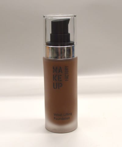 Make Up Factory Velvet Lifting foundation #45 Dark Chocolate