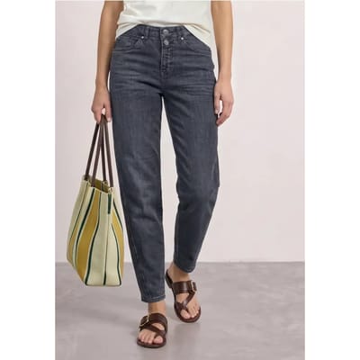 High Waist Barrel Leg jeans in Loose Fit