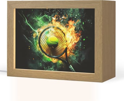 Nachtlampje 20x15 cm - Kinder lampje - Tennis - Racket - Vuur - Groen - Tafellamp kinderkamer - Slaapkamer lamp - Bedlamp kinderen - Kinderlampje stopcontact - Wandlamp babykamer - Nachtlampjes