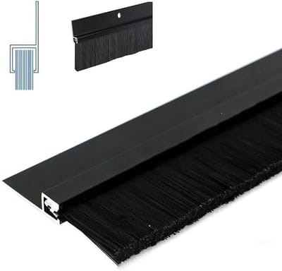 Borstelstrip Deur - Tochtwering Vloer - Tocht Buitenhouden - Zelfklevend Op Maat - 1 Meter Lengte - Zwart