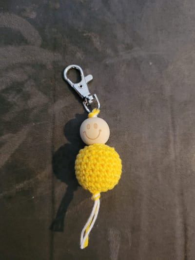 Sleutelhanger Gelukspoppetje Geel