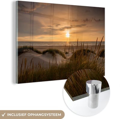 MuchoWow® Glasschilderij 120x80 cm - Schilderij acrylglas - Strand - Kleuren - Europa - Foto op glas - Muurdecoratie woonkamer - Wanddecoratie slaapkamer - Schilderijen