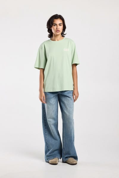 America Today Ellinor Soft Green Maat: S | Tops Outlet | Dames | Groen