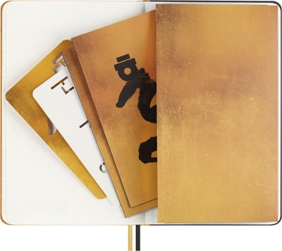 Moleskine Notitieboek, Jaar van de Draak door Anne San-Su, Hardcover, Horizontaal Gelinieerd, Groot Formaat (13 cm x 21 cm) LECNYDRAGQP060ASNB black