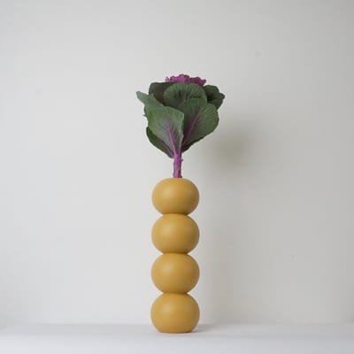 LEMON LILY Houten Vaas 'Stack' – Geel – Ø 8,5 × 26 cm – Inclusief Glazen Buisje – Handgemaakt Design vaas