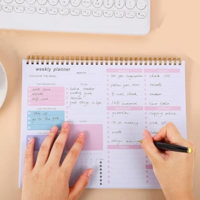 Wekelijkse Bureauplanner met Spiraalbinding - 52 Ongedateerde Vellen (20,5 x 28 cm) voor Efficiënte Planning