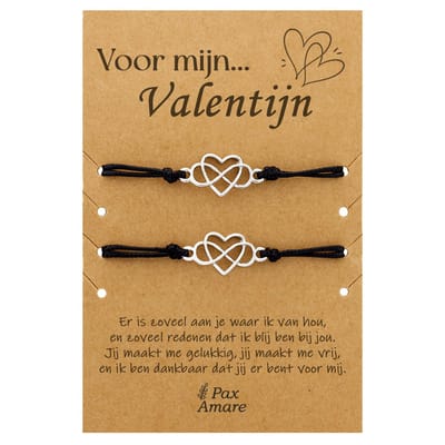 Koppel Armbandjes voor 2 "Voor Mijn Valentijn" - Hartje in Klavertje Vier - Vriendschapsarmbandjes met Persoonlijk Cadeau Kaartje - Zilverkleurig - Elastisch Verstelbaar - Pax Amare