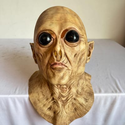 Realistisch buitenaards latex hoofddeksel, eng masker voor feest One size kaki