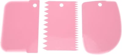*** Set van 3 Deegschrapers - Bakken Bakker - Wit - Fondant Snijder - Deeg Snijder - 3 Stuks - Taart Decoratie - Fondant & Deeg Bakken!" - van Heble® ***