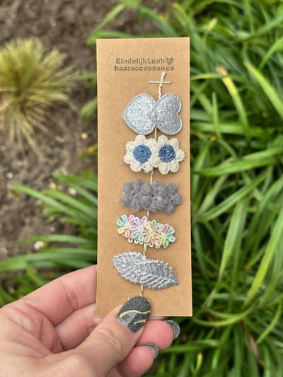 Antislip knipjes - Baby knipjes - Eerste haarspeldjes - Anti slip knipjes - Haaraccessoires meisjes - Kraamcadeautje - Haarknipjes baby - Anti slip - Haaraccessoires baby - Zilver