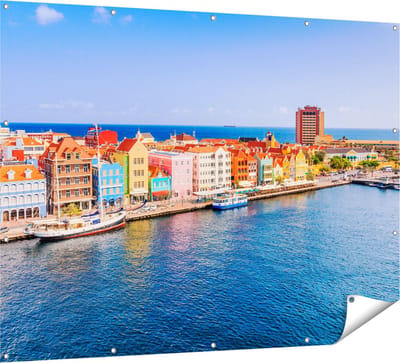 Gards Tuinposter Willemstad Centrum in Cura�ao - 160x120 cm - Tuindoek - Tuindecoratie - Wanddecoratie buiten - Tuinschilderij