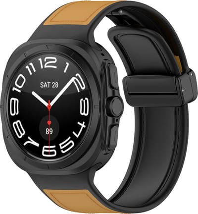 Strap-it Leren / siliconen hybrid bandje met magnetische D-buckle sluiting - geschikt voor Samsung Galaxy Watch Ultra 2 (2026) / Ultra (2024/2025) - lichtbruin