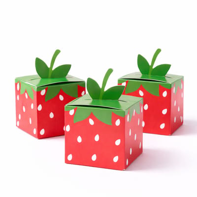 Uitdeeldoosjes Aardbei - Traktatie Doosjes Kinderfeestje - 24 Stuks - 5,4 x 5,4 x 8,2 cm - Cadeaudoosjes