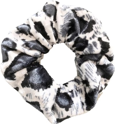 Kraagjeskopen.nl Scrunchie panterprint Velvet grijs/wit Haarelastiek Haaraccessoire - 1 stuk