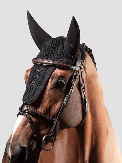 Equiline Soundless Oornetje met lus Ruben-Black-Cob