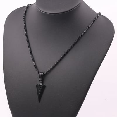 Donley - Arrow - Punk ketting - Rock ketting- Speerpunt ketting - Gothic - non binair - vintage triangle - hiphop - punk - Punk Arrow Pendant Necklaces - Black Arrow