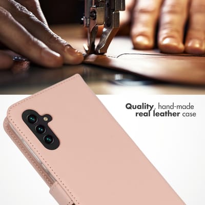 Selencia Hoesje - Geschikt voor Samsung Galaxy A13 (5G) / A04s - Echt Lederen Bookcase - Dusty Pink
