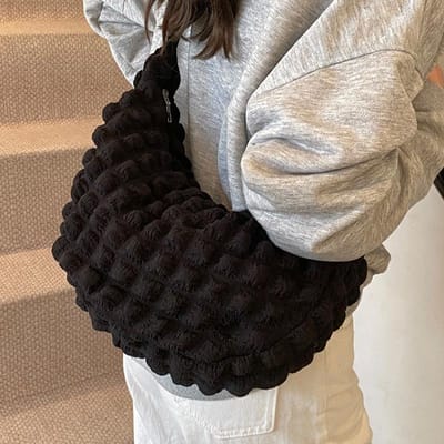 Nieuwe Doudou Tas Zachte Textuur Dames Schoudertas Dames Crossbody Tas Pendelen Casual Pof Wolk Tas Geplooide Tas white