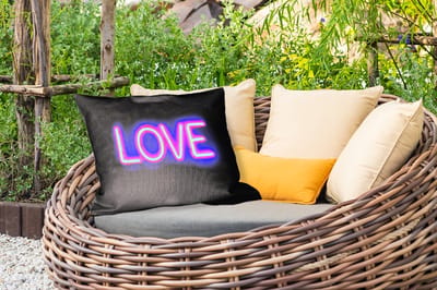 Buitenkussens - Tuin - Neon - Love - Valentijn - 50x30 cm