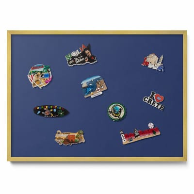 Tulup Magneetbord met Gouden Frame - Marine Magneetbord in Stijlvolle Kleuren - 70 cm x 50 cm - Marineblauwe kleur - Magneetbord voor Herinneringen - Magnetisch Bord voor Magneten - Magneetbord voor Foto's en Notities