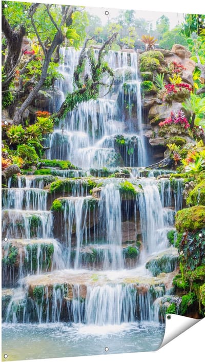Gards Tuinposter Tropische Waterval in Thailand - 100x150 cm - Tuindoek - Tuindecoratie - Wanddecoratie buiten - Tuinschilderij
