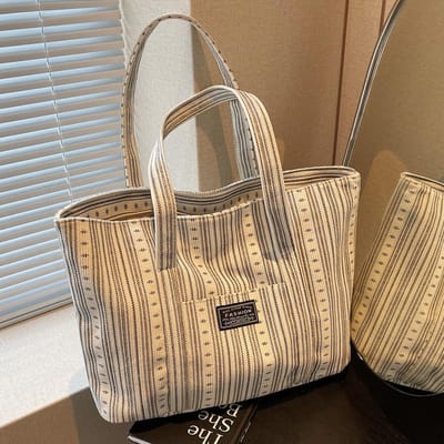 Sac en Tissu Grande Capacité Sac pour Femmes Automne et Hiver Nouveau Sac Cabas de Commuting Sac à Main Bandoulière Étudiants Universitaires Sac de Cours beige