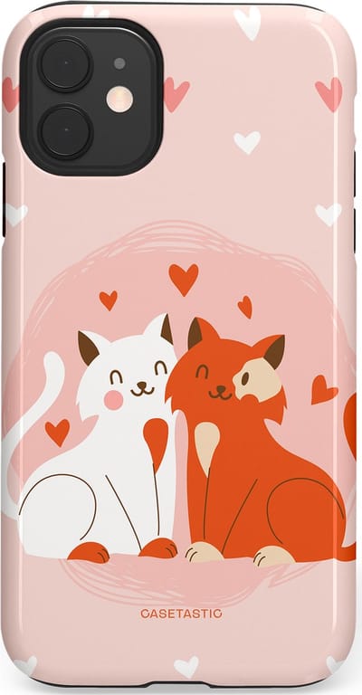 Casetastic Hoesje Geschikt voor Apple iPhone 11 - Stijlvolle Beschermende Duo-layer Case - Romantische Katten Liefde