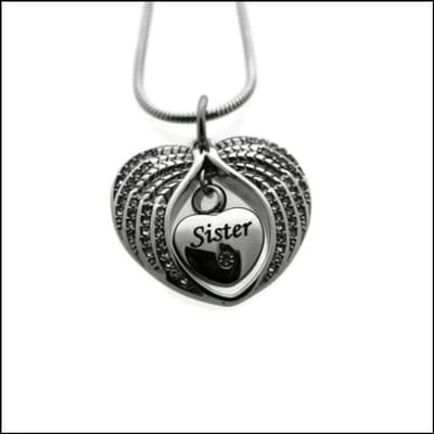Aramat Jewels - Gedenkhanger zus - Stalen ashanger hart met vleugels