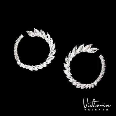 Victoria Valenza Milano Luxe Oorbellen Dames Messing Oorhangers Dames Oorringen - Witte Steen - Kleur Zilver - 1 Paar