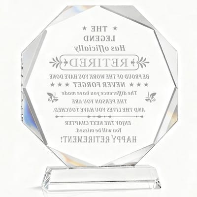 Pensioen Plaquette - Aandenken Gepensioneerde - Pensioen Vieren - Gegraveerde Kristal - 12 x 13.5 x 4 cm - Transparant