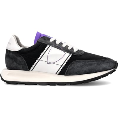 Tour Low sneakers