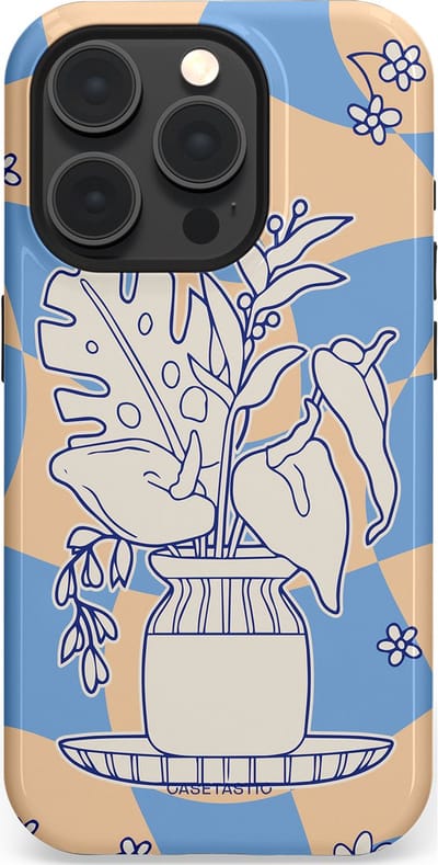 Casetastic Hoesje Geschikt voor Apple iPhone 15 Pro Magsafe - Stijlvolle Beschermende Duo-layer Case - Bosje vol blauw