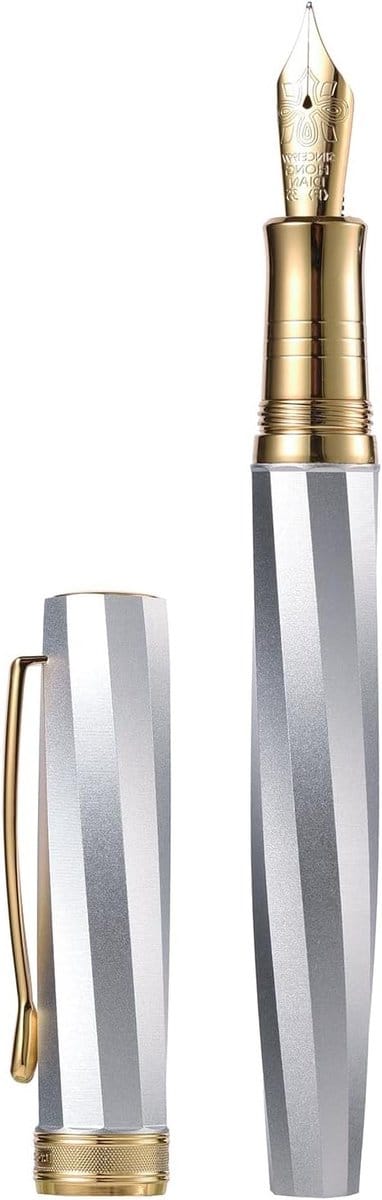 Vulpen met fijne zachte nib in goud en platina, geometrisch ontwerp met metalen behuizing, perfect voor dagelijks gebruik en schrijven