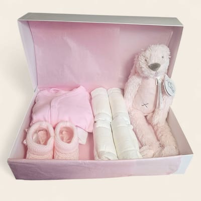 Kraamcadeau roze met Happy Horse Richie Knuffel, romper, vestje, broekje, mutsje en slofjes