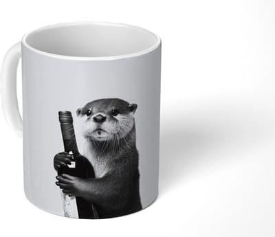 Mok - Koffiemok - Wijnfles - Otter - Zwart - Mokken - 350 ML - Beker - Koffiemokken - Theemok