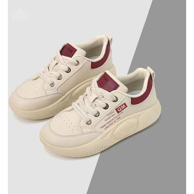 Chaussures Blanches Printemps et Été Semelle Épaisse Légères Respirantes Chaussures Tendance Femme Décontracté Mode Haut Confortable Chaussures de Planche Femme 40