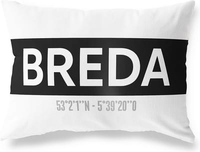 Tuinkussen BREDA - NOORD-BRABANT met coördinaten - Buitenkussen - Bootkussen - Weerbestendig - Jouw Plaats - Studio216 - Modern - Zwart-Wit - 50x30cm