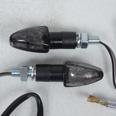 Paire de Clignotant Led FOCUS Noir Fumé Chaft pour moto SUZUKI IN1114