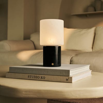 Tavellio Cuyp Draadloze Tafellamp – H22 – Nero Marquina Marmer en Glas – Tot 100 uur – Zwart