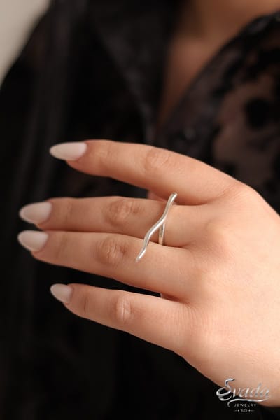 925 Sterling Zilver EVADA Jewelry Minimalistische Lijn Ring - Verstelbare Dames Ring - Modern - Handgemaakt