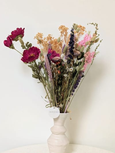 Skandipandi - Zijdenbloemen - Harmonie - droogboeket - XL - veldboeket - droogbloemen - natuurlijk - 75 cm - gipskruid - lavendel - ridderspoor - rodhante - bloemen - interieur - grassen - natuurlijk bloemen - handgemaakt - uniek